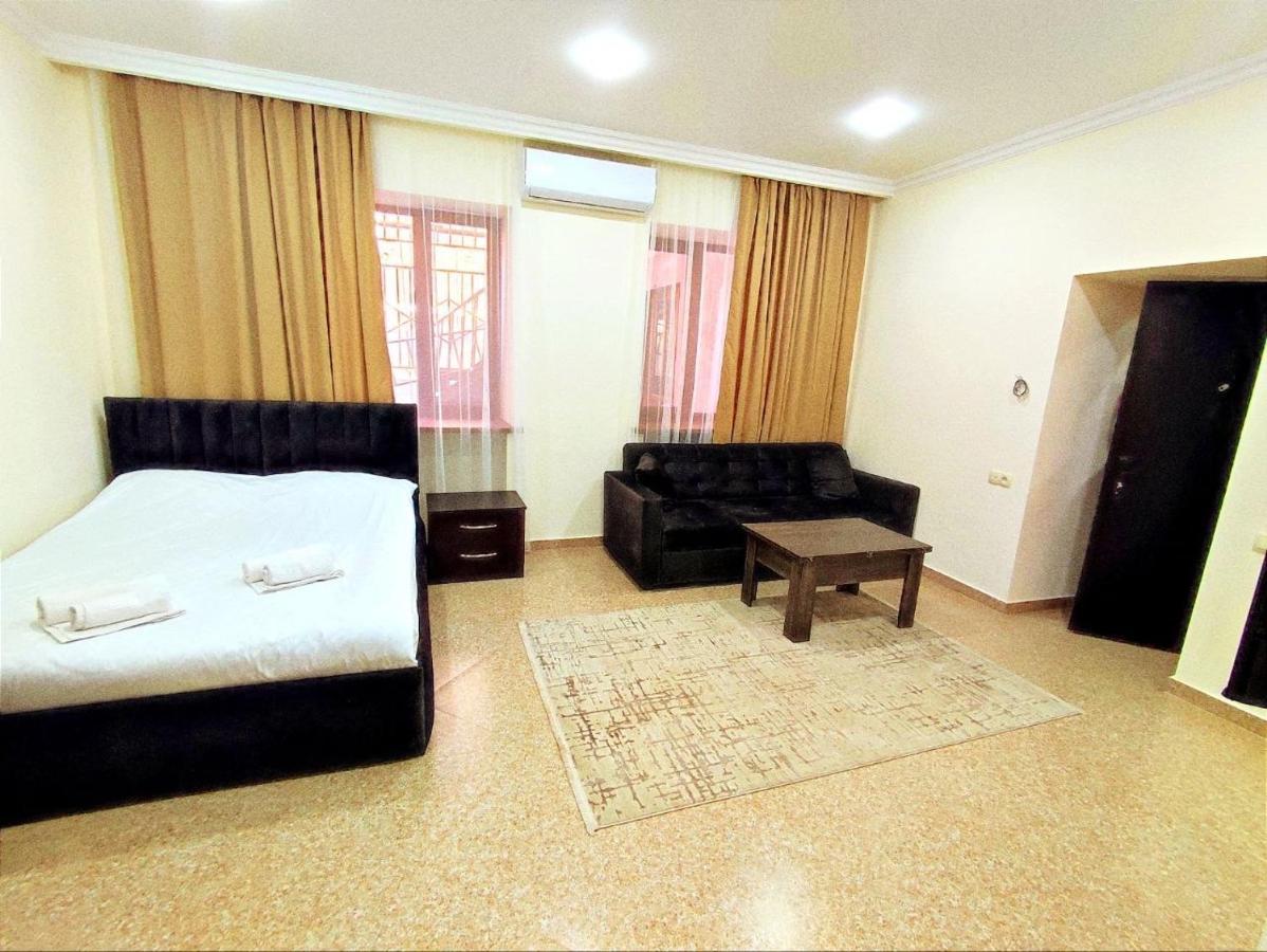 Aygestan Apartments Ереван Екстериор снимка