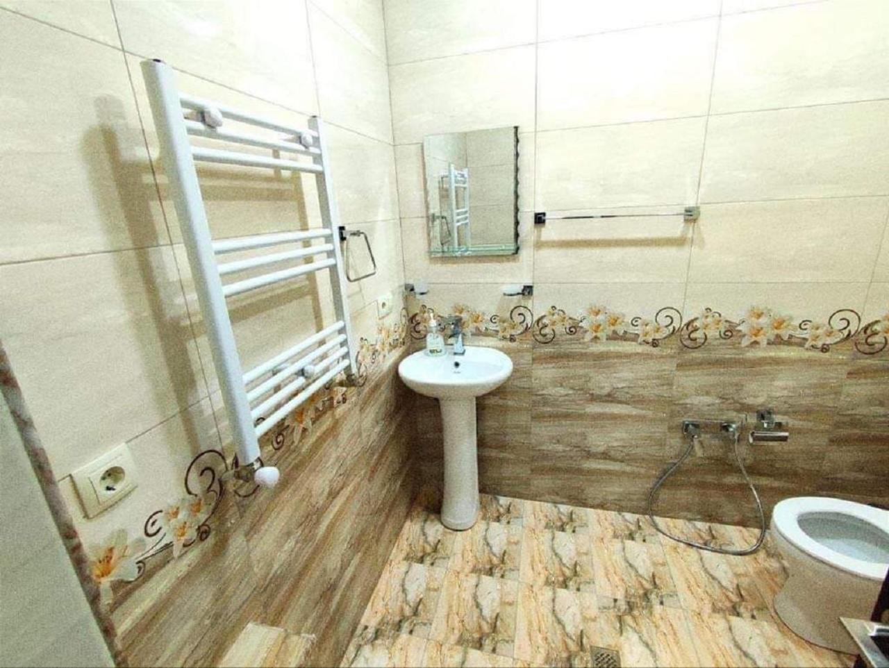 Aygestan Apartments Ереван Екстериор снимка